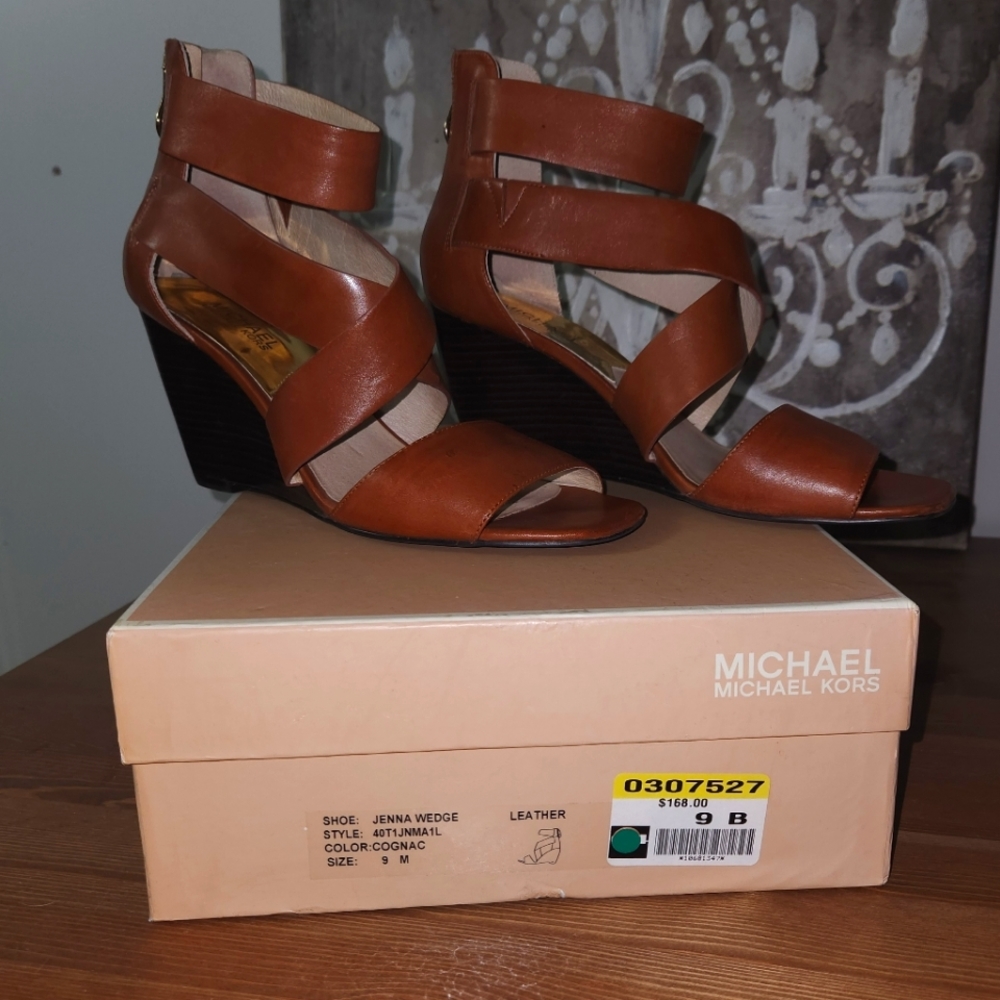 Michael Kors genuine leather sandals size 9